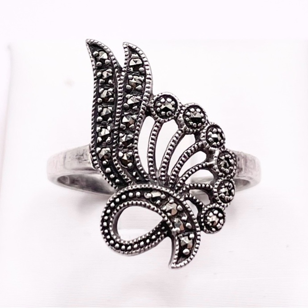 Size 8.5 Vintage Marcasites 925 Sterling Silver Ring